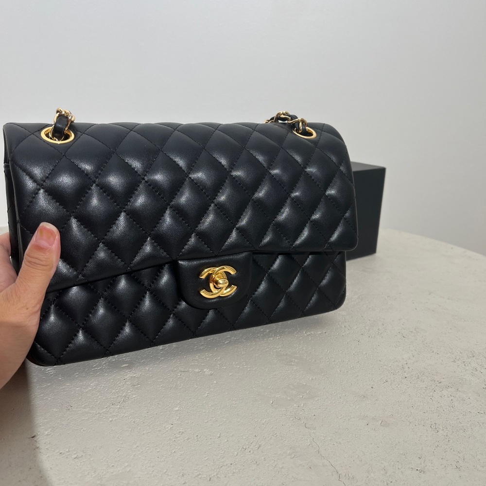 Women’s Black Handbag with diamond stitching